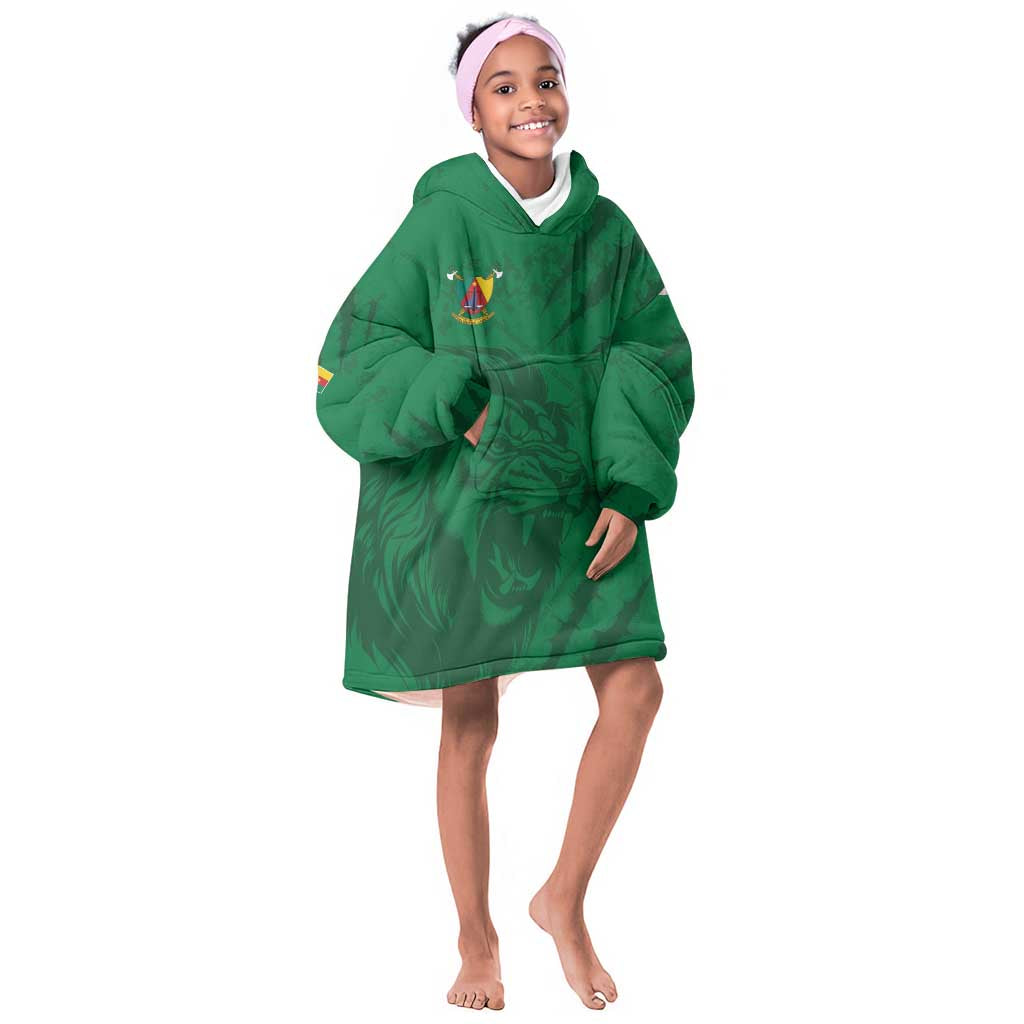 Custom Cameroon Football Kid Wearable Blanket Hoodie Go Les Lions Indomptables Go - African Pride