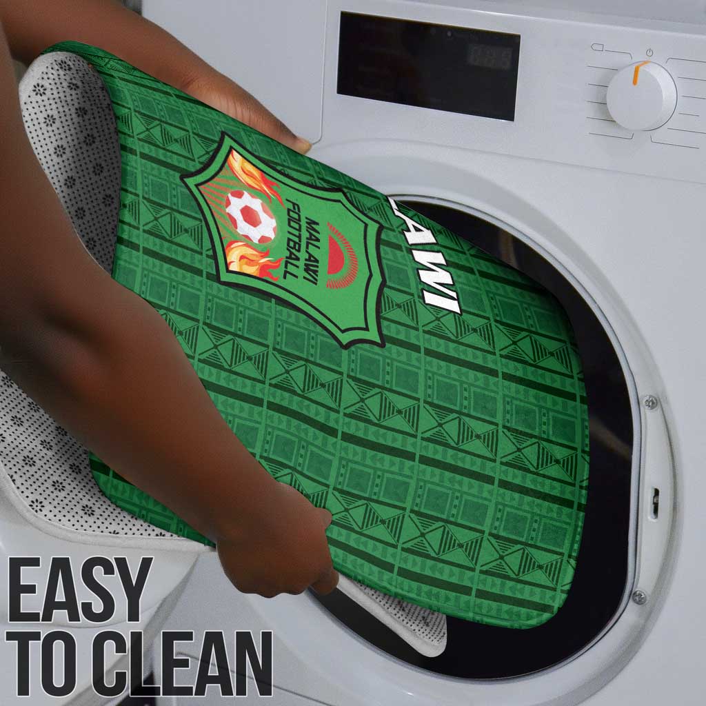 Malawi Football Bathroom Set Come On Flames - Green