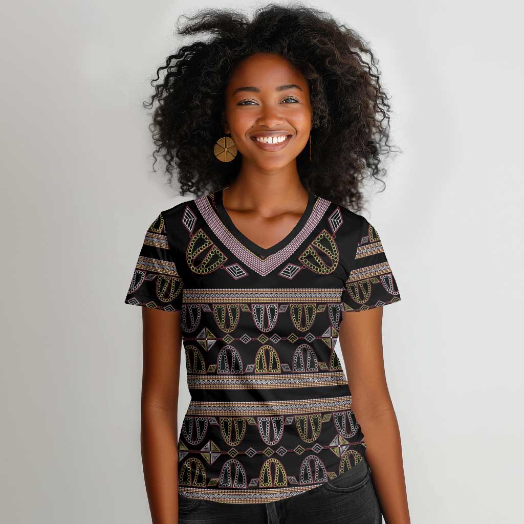 Cameroon Women V-Neck T-Shirt Toghu Pattern Heritage