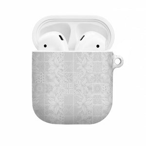 Nigeria Osun-Osogbo Festival AirPods Case White Lily Lei With Yoruba Pattern