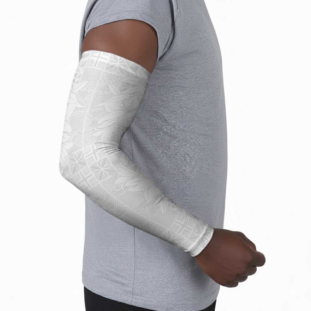 Nigeria Osun-Osogbo Festival Arm Sleeves White Lily Lei With Yoruba Pattern