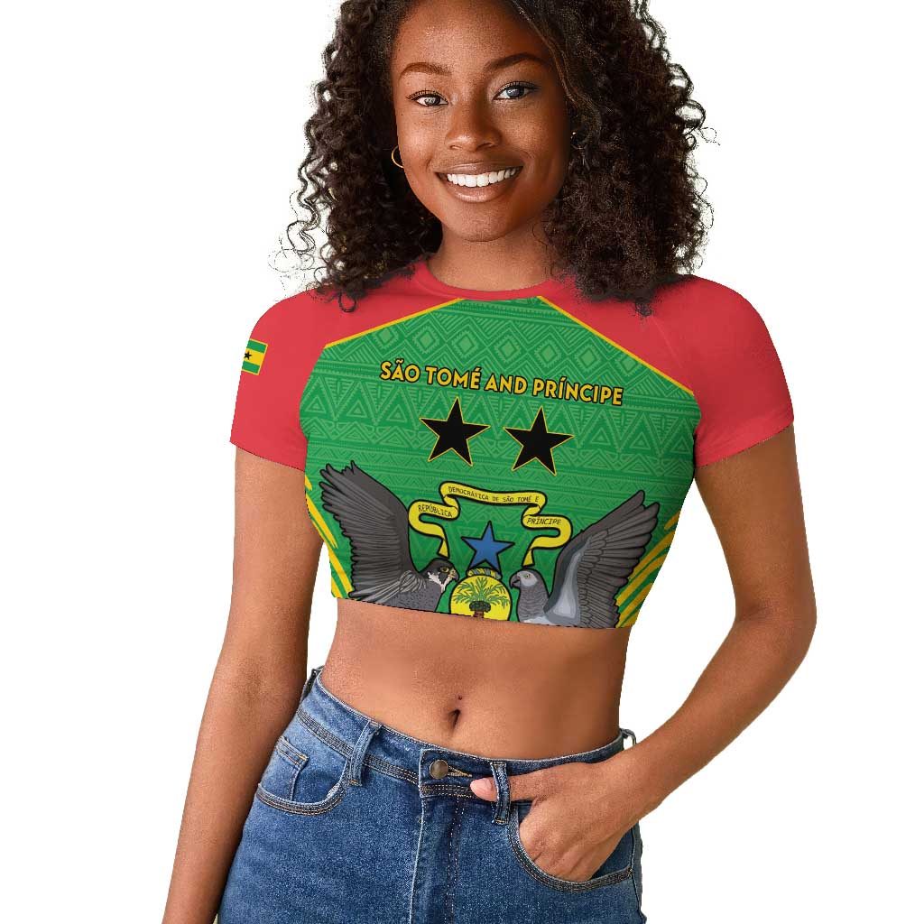 Personalized Afro Sao Tome and Principe Raglan Cropped T shirt Coat Of Arms - African Pattern