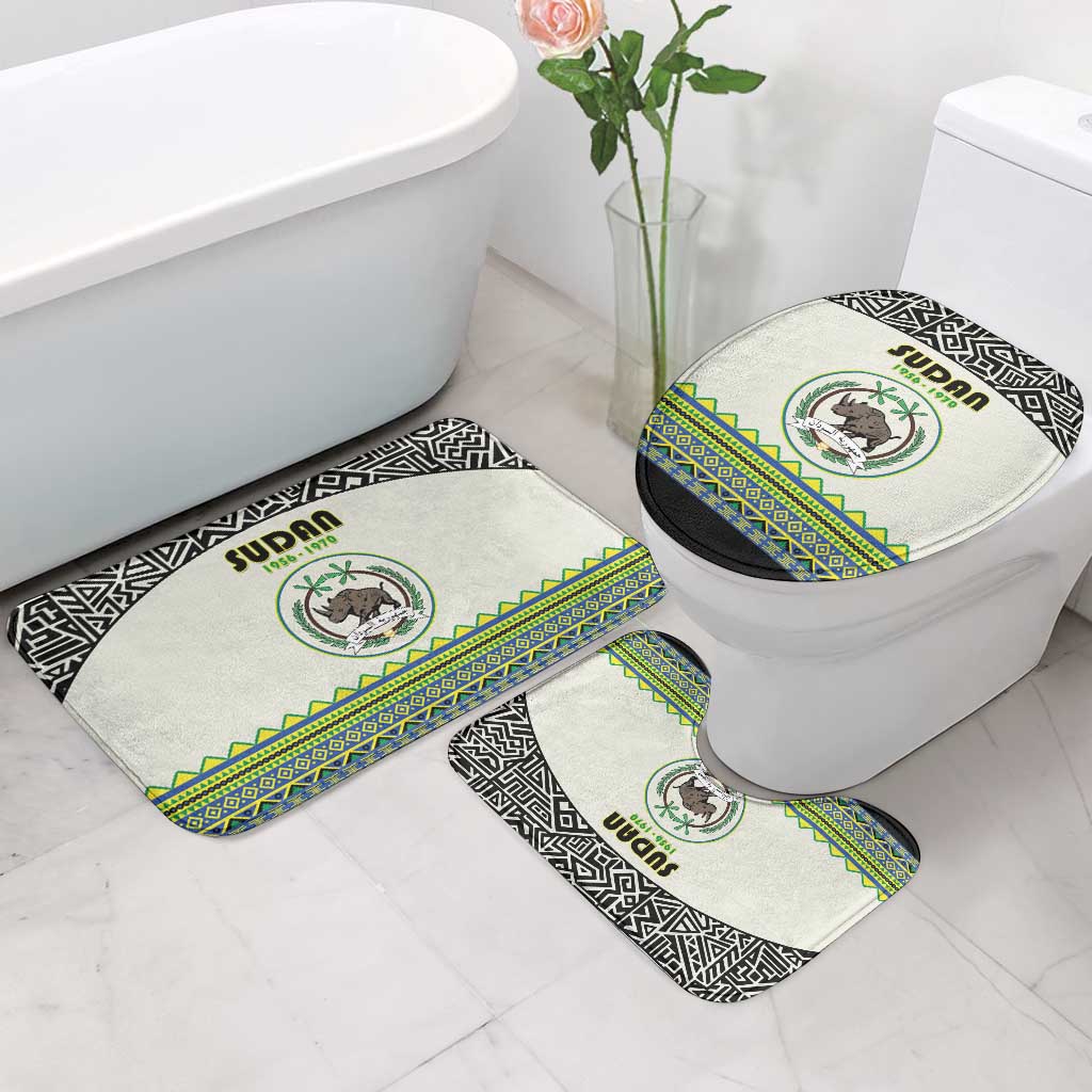 Sudan 1956-1970 Bathroom Set With African Pattern