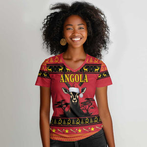 Afro Angola Giant Sable Antelope Christmas Women V-Neck T-Shirt Virtus Unita Fortior Feliz Natal