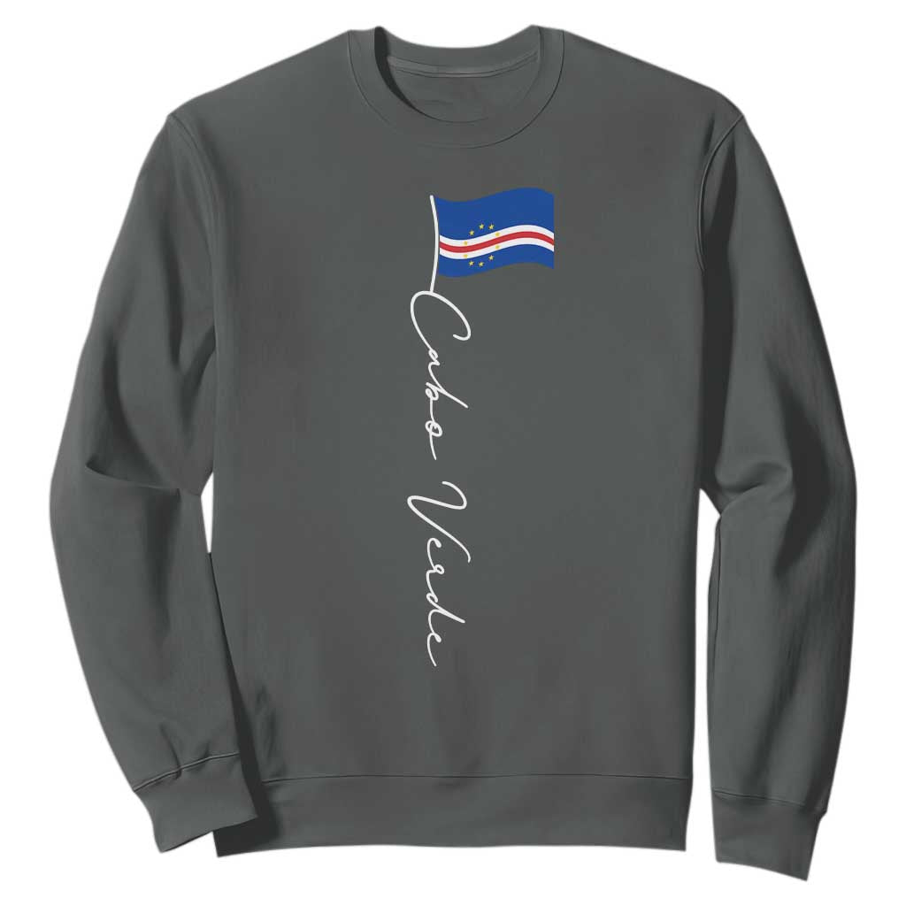 Cabo Verde Elegant Script Flag Graphic Sweatshirt Cape Verde Minimalist Cursive National Pride Gift