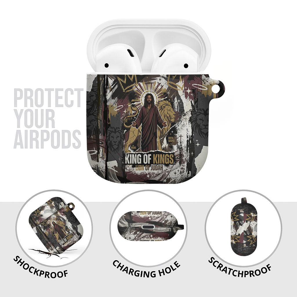 King Of Kings Jesus Is King Lion Of Judah Africa AirPods Case Black Christ Religious Faith Lion Crown Grunge