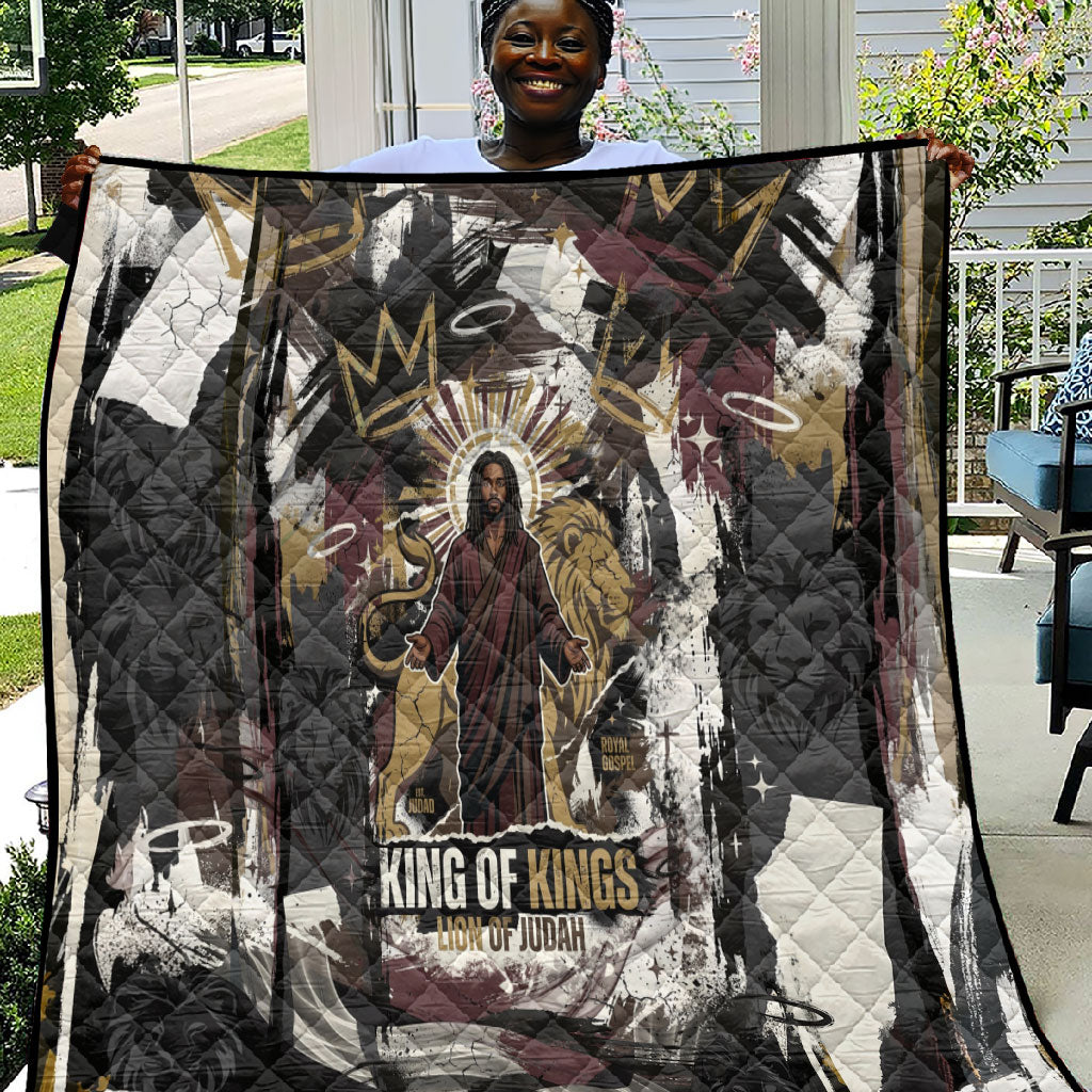 King Of Kings Jesus Is King Lion Of Judah Africa Quilt Black Christ Religious Faith Lion Crown Grunge