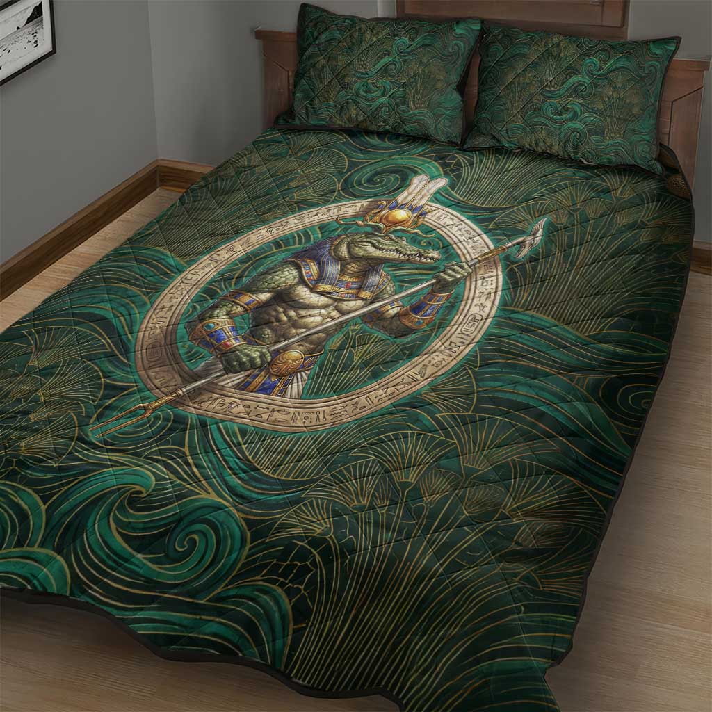 Sobek Crocodile Warrior Quilt Bed Set with Ankh Ancient Egyptian Motif in Emerald
