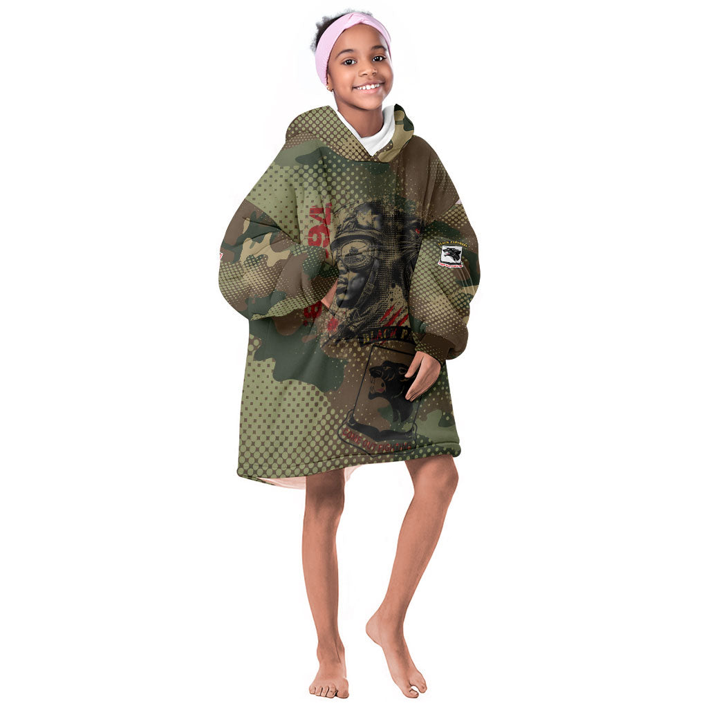 761st Tank Battalion Black Panthers Kid Wearable Blanket Hoodie Come Out Fighting Military - Camouflage Halftone
