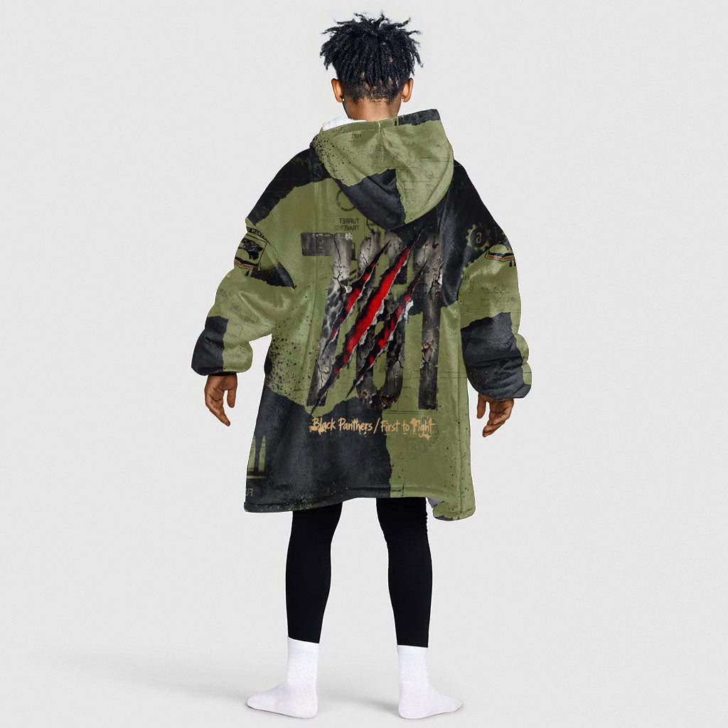 761st Tank Battalion Original Black Panthers Kid Wearable Blanket Hoodie Come Out Fighting - Sherman Tank Military - Distressed Scratch