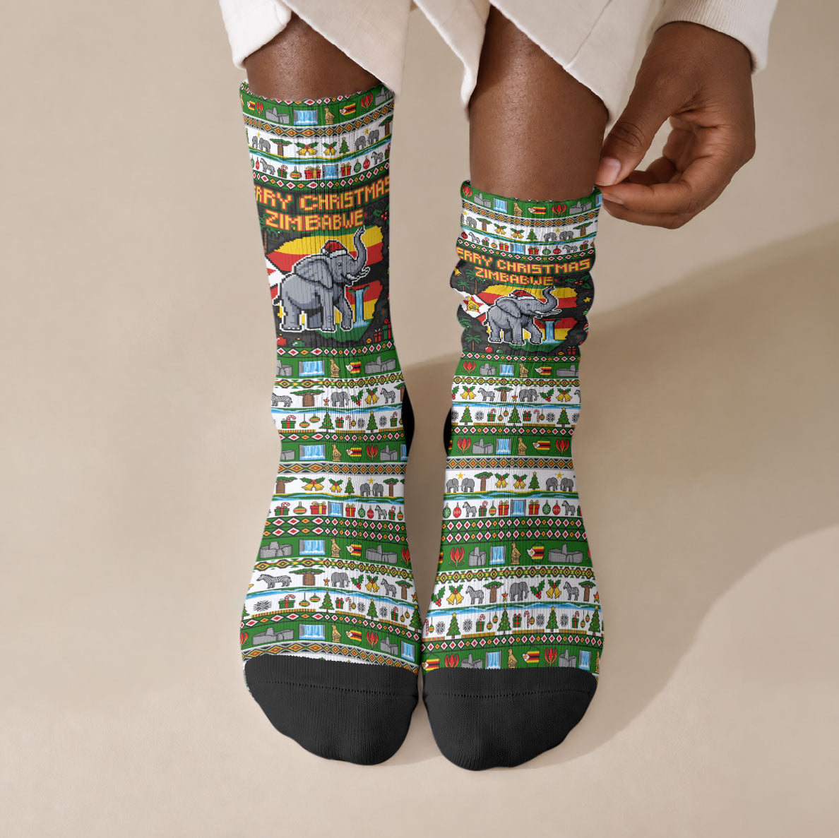 Zimbabwe Christmas Bird Elephant Crew Socks Kisimusi Yakanaka - Bird Victoria Falls - Ugly Pixel Art