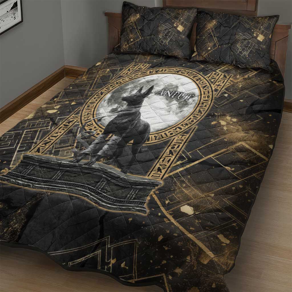 Anput Jackal Mask Quilt Bed Set with Full Moon Egyptian Afterlife Symbolism