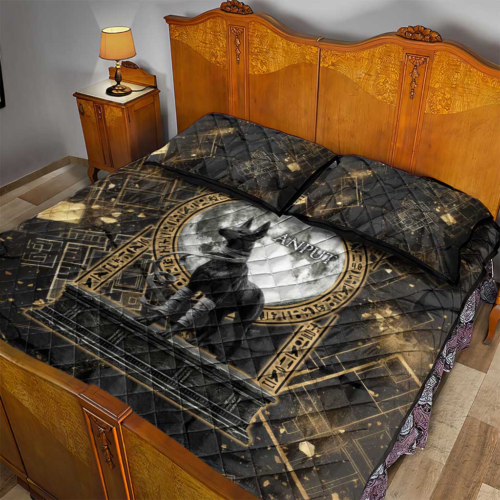 Anput Jackal Mask Quilt Bed Set with Full Moon Egyptian Afterlife Symbolism