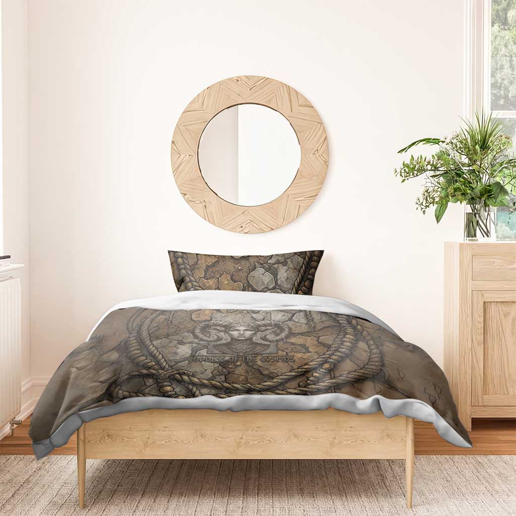 Bat Bedding Set Goddess of the Cosmos Ancient Egyptian Cow Horns Stone