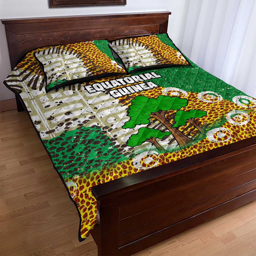 Equatorial Guinea Baobab Tree Quilt Bed Set - Tribal Patterns and Heritage Quote