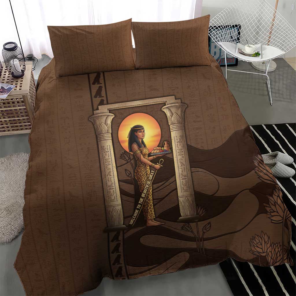 Imenet Sunlit Temple Columns Bedding Set with Ancient Egyptian Offering Scene