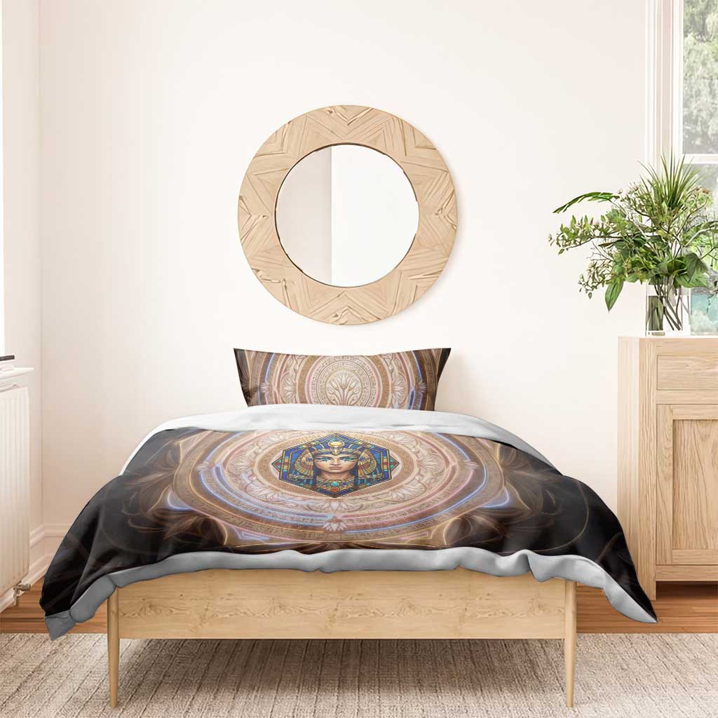 Isis Bedding Set with Falcon Symbol and Sacred Geometry in Egyptian