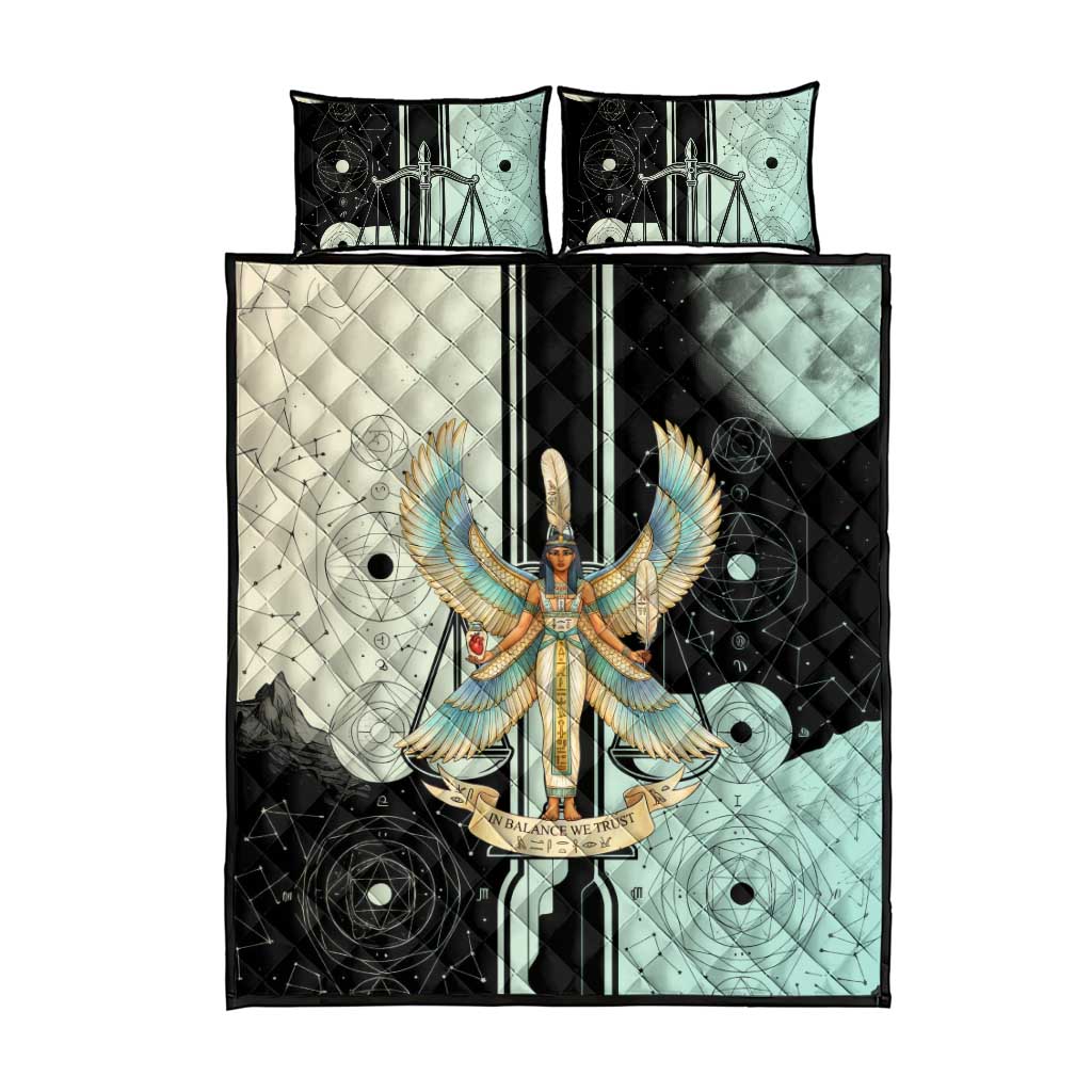 Ma’at Feather Egyptian Quilt Bed Set with Scales Symbolizing Truth and Cosmic Balance