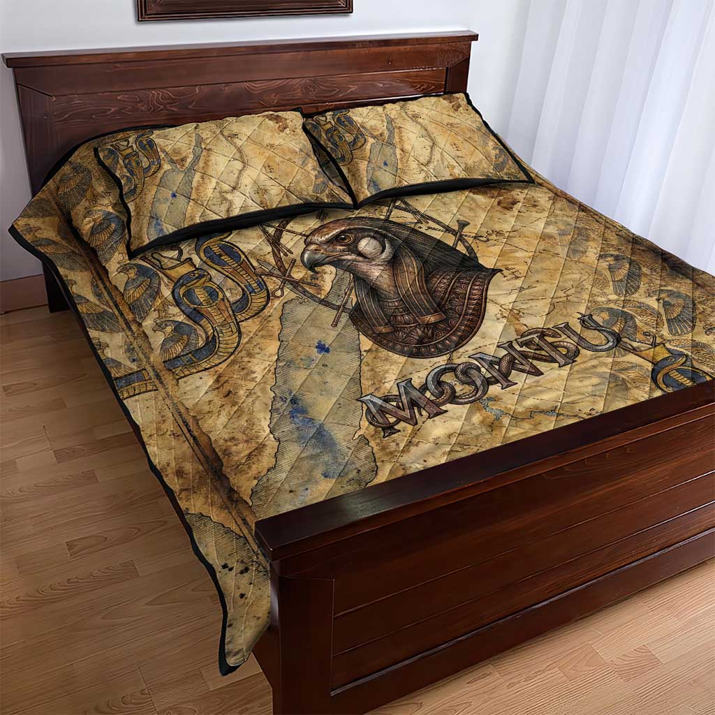 Montu Quilt Bed Set Falcon Head War God Ancient Egyptian Map Feathers and Sun Disk