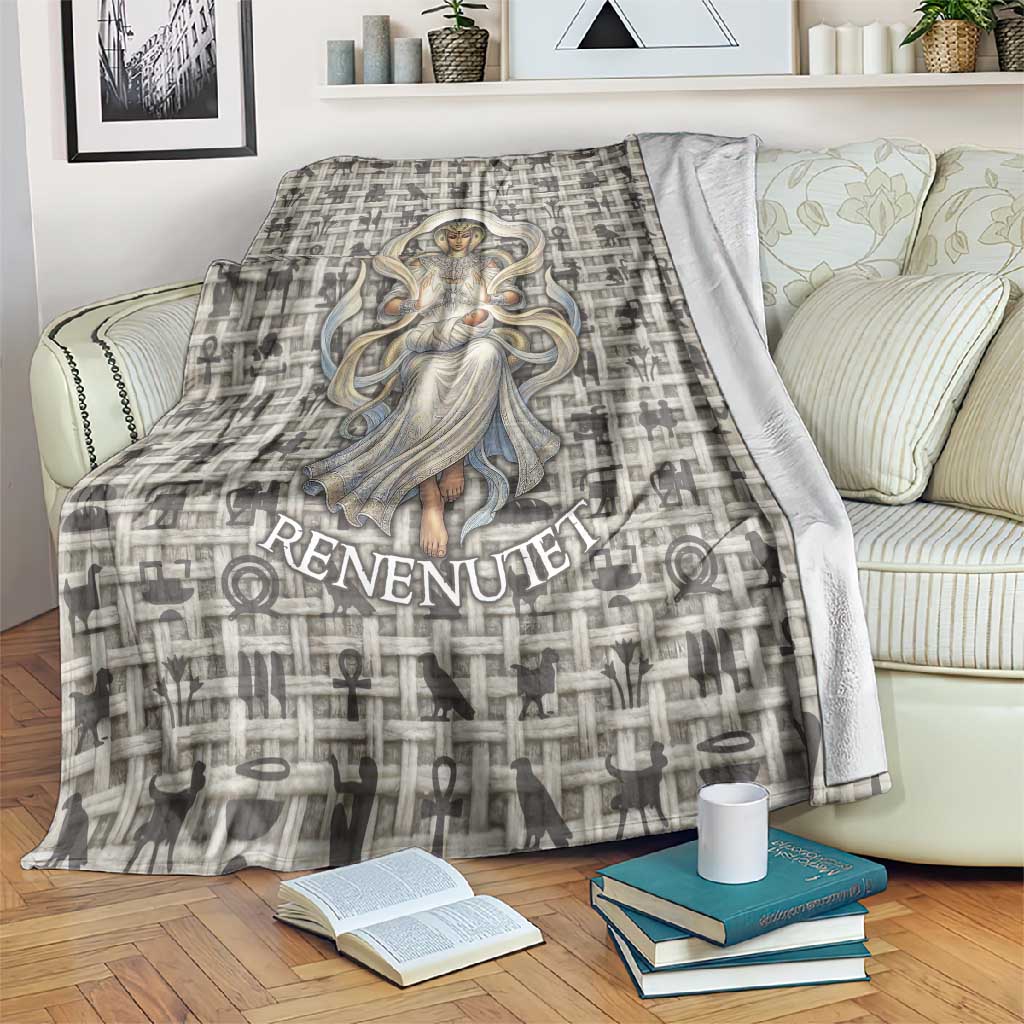 Renenutet Blanket with Bread Ring and Eye of Horus in Egyptian Nourishment