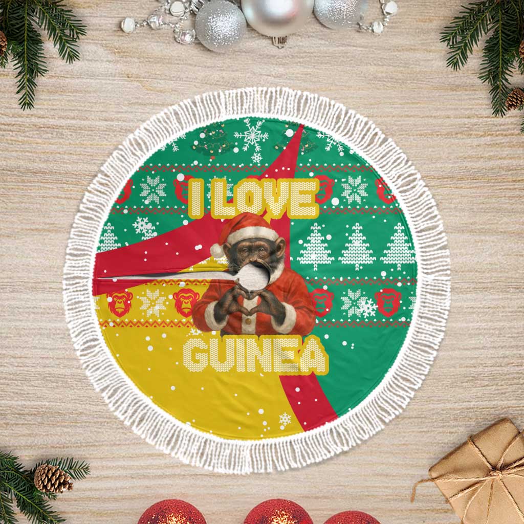 Guinea Christmas Tree Skirt Santa Chimpanzee Heart Hands and Snowflake - African Pride