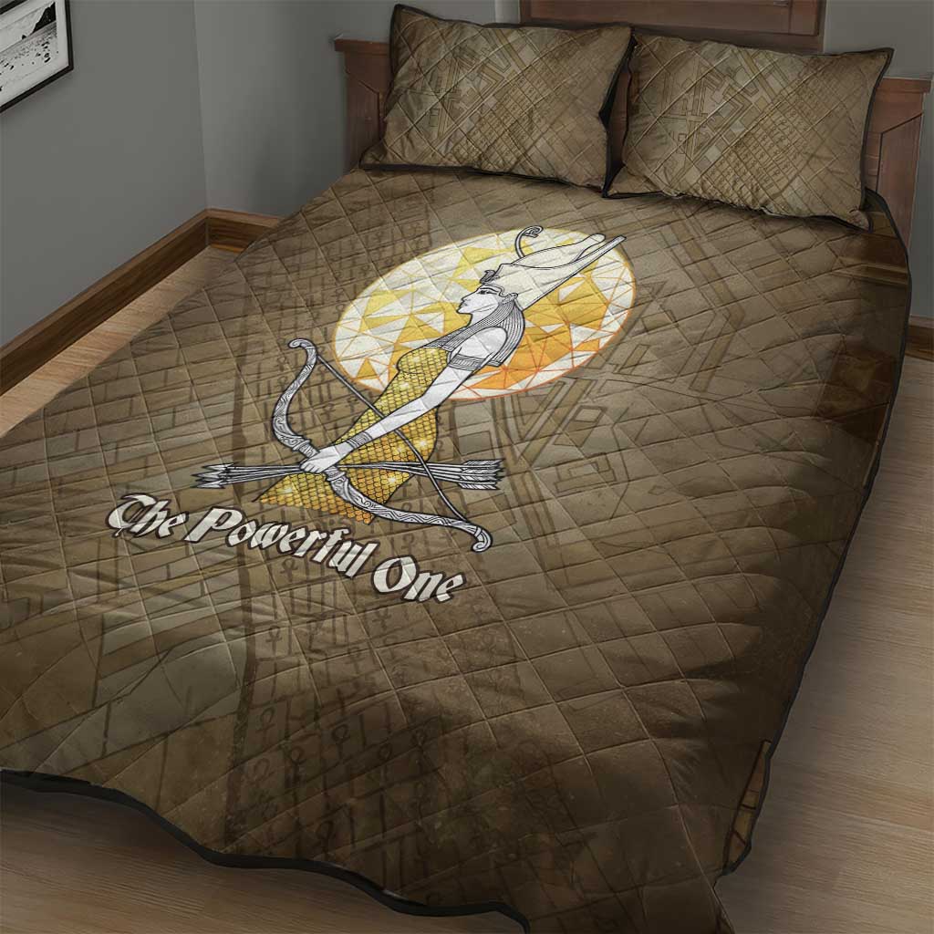 Wosret Egyptian Quilt Bed Set with Golden Scepter and Archer Motif in Ancient Protector