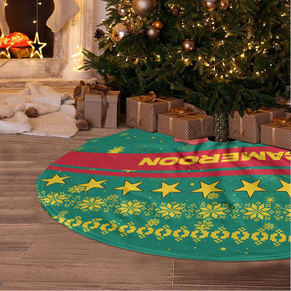 Cameroon Christmas Tree Skirt Coat of Arms Santa Hat and Stars Motif - African Pride