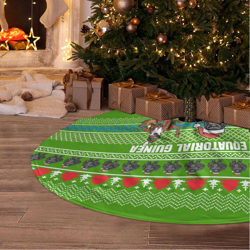 Equatorial Guinea Christmas Tree Skirt Santa Gorilla Gift Basket - African Pride