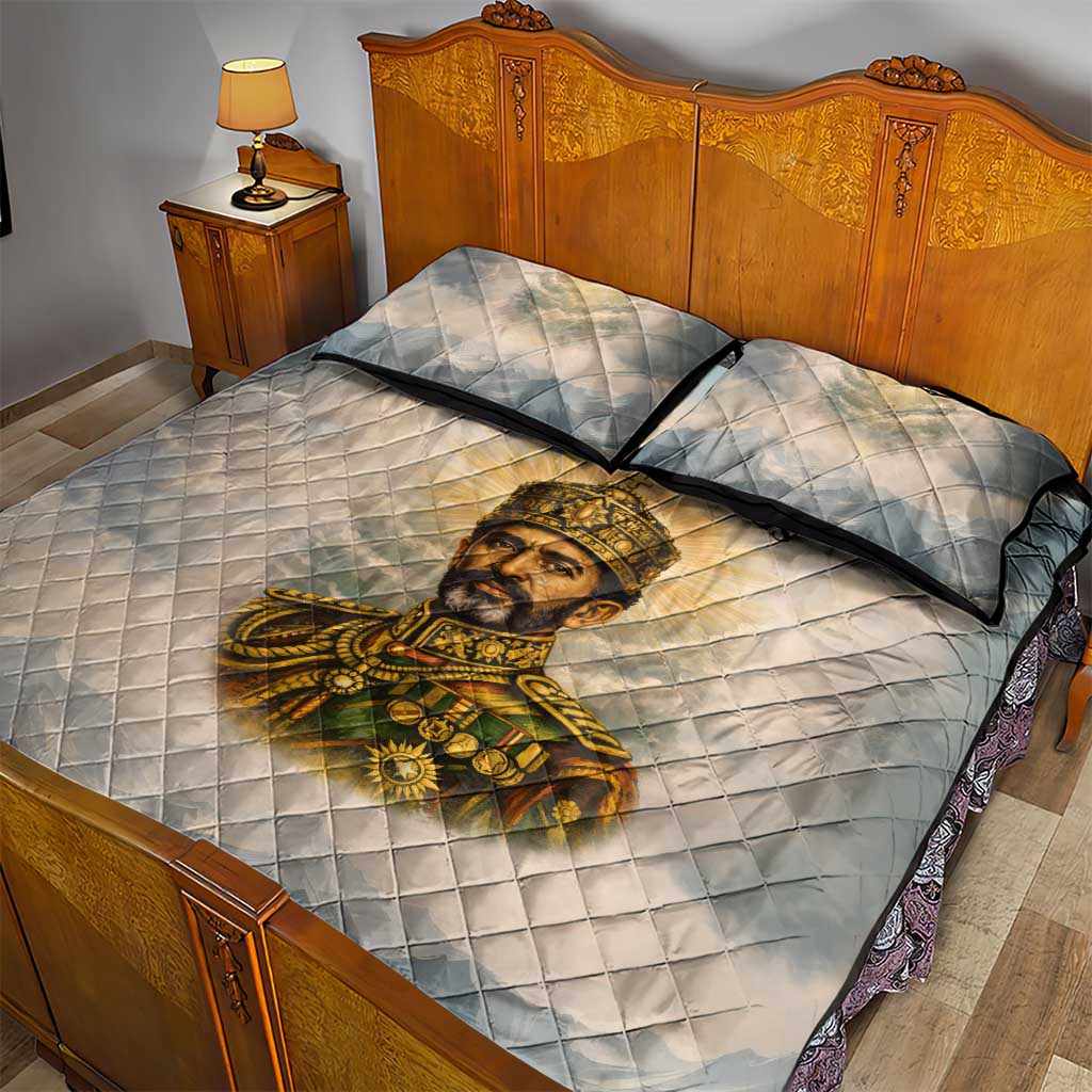 Haile Selassie I Ethiopia Quilt Bed Set with King of Kings and Conquering Lion Cloud Rays and Regal Portrait - African Pride