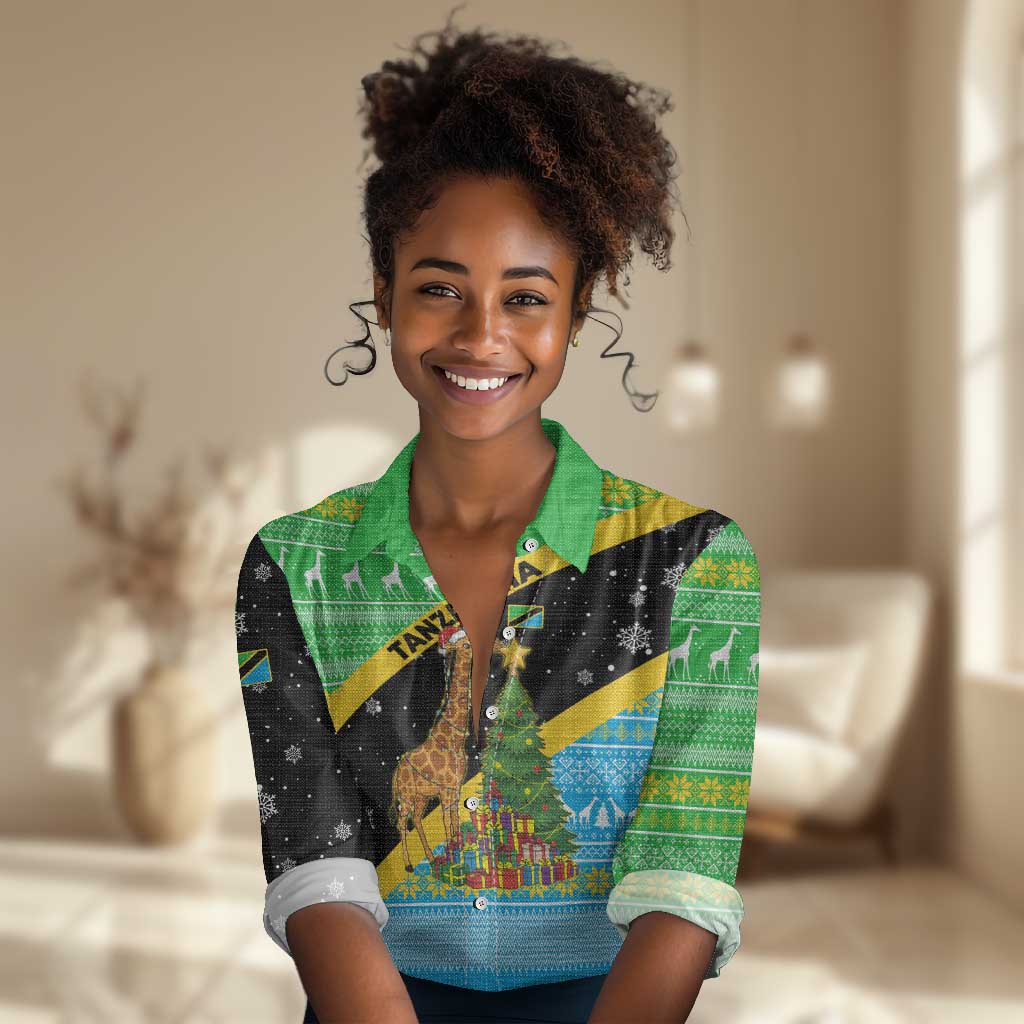 Tanzania Christmas Women Casual Shirt Giraffe Christmas Tree Snowflakes and Flag - African Pride
