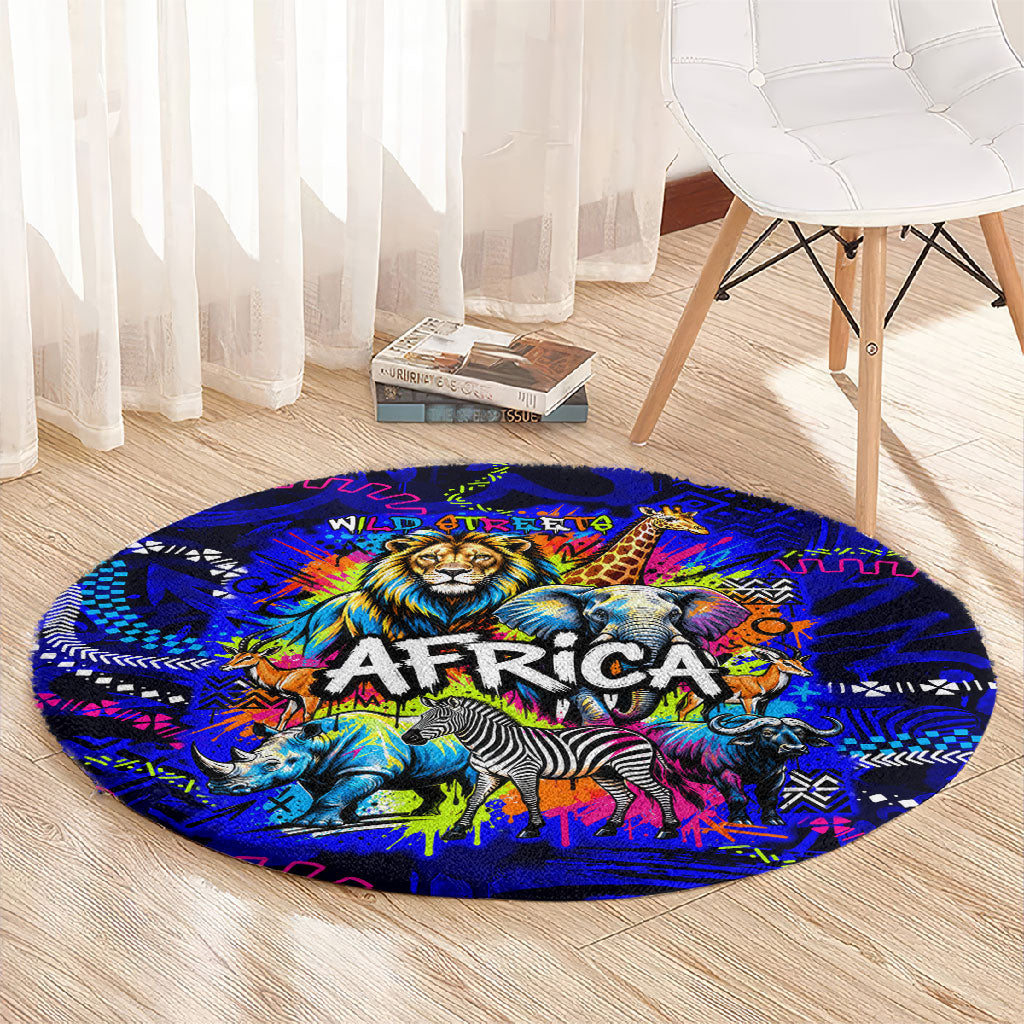 African Wildlife Born Wild Round Carpet Colorful Graffiti Street Art - Tribal Safari Lion Elephant