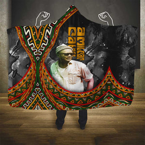 Amilcar Cabral Hooded Blanket African Map with Chains Freedom Theme Revolutionary Liberation Tribute - African Pride