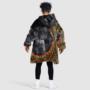 Amilcar Cabral Kid Wearable Blanket Hoodie African Map with Chains Freedom Theme Revolutionary Liberation Tribute - African Pride
