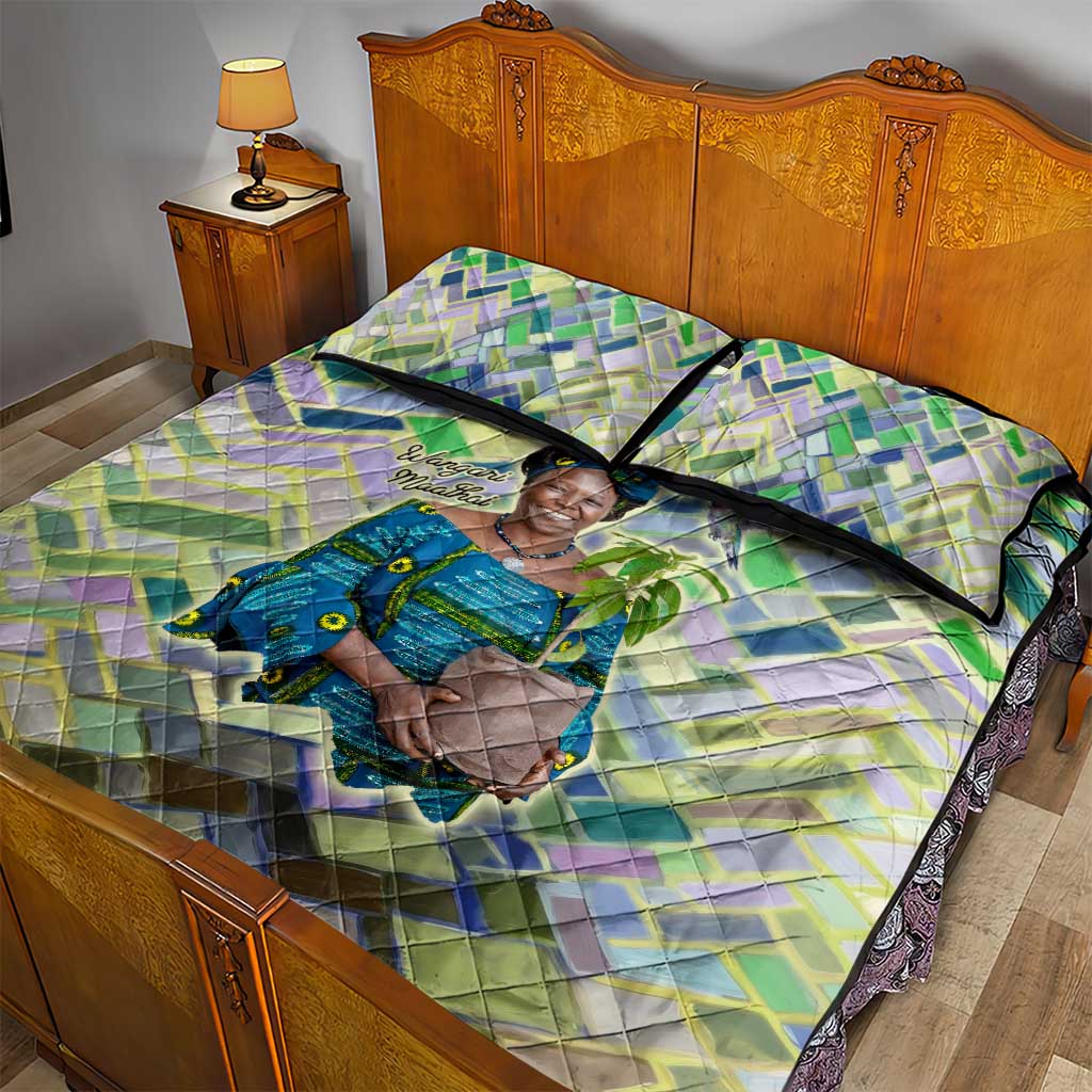 Wangari Maathai Quilt Bed Set Hummingbird Quote Tree Planting Theme Environmental Justice Tribute - African Pride