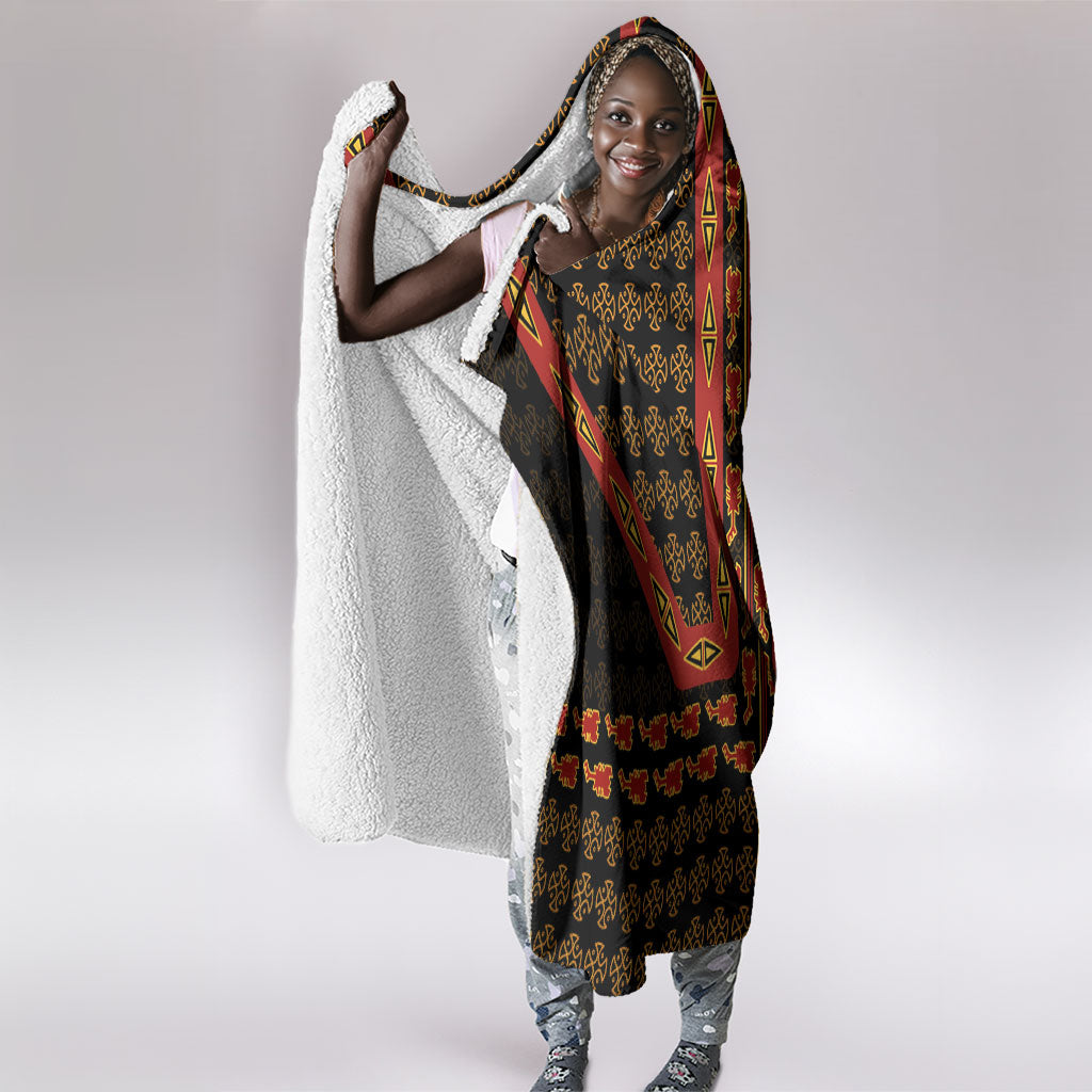 Cameroon Toghu Heritage Hooded Blanket Traditional Bamenda Pattern In African