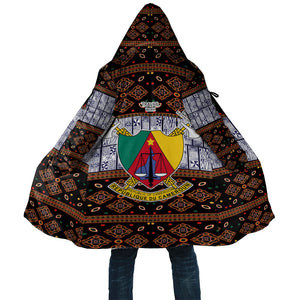 Cameroon Toghu Cloak Flag Coat Of Arms - Traditional Bamenda Art