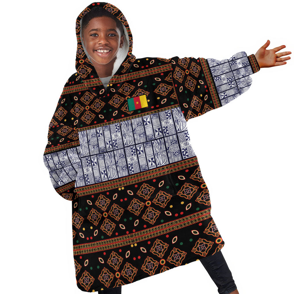 Cameroon Toghu Kid Wearable Blanket Hoodie Flag Coat Of Arms - Traditional Bamenda Art