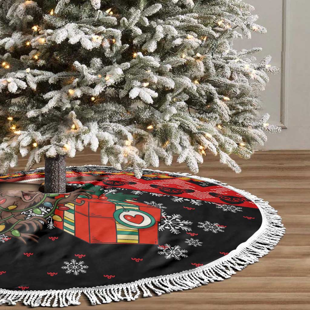 Madagascar Christmas Tree Skirt Aye Aye Lemur Santa Hat Holiday Lights - African Pride