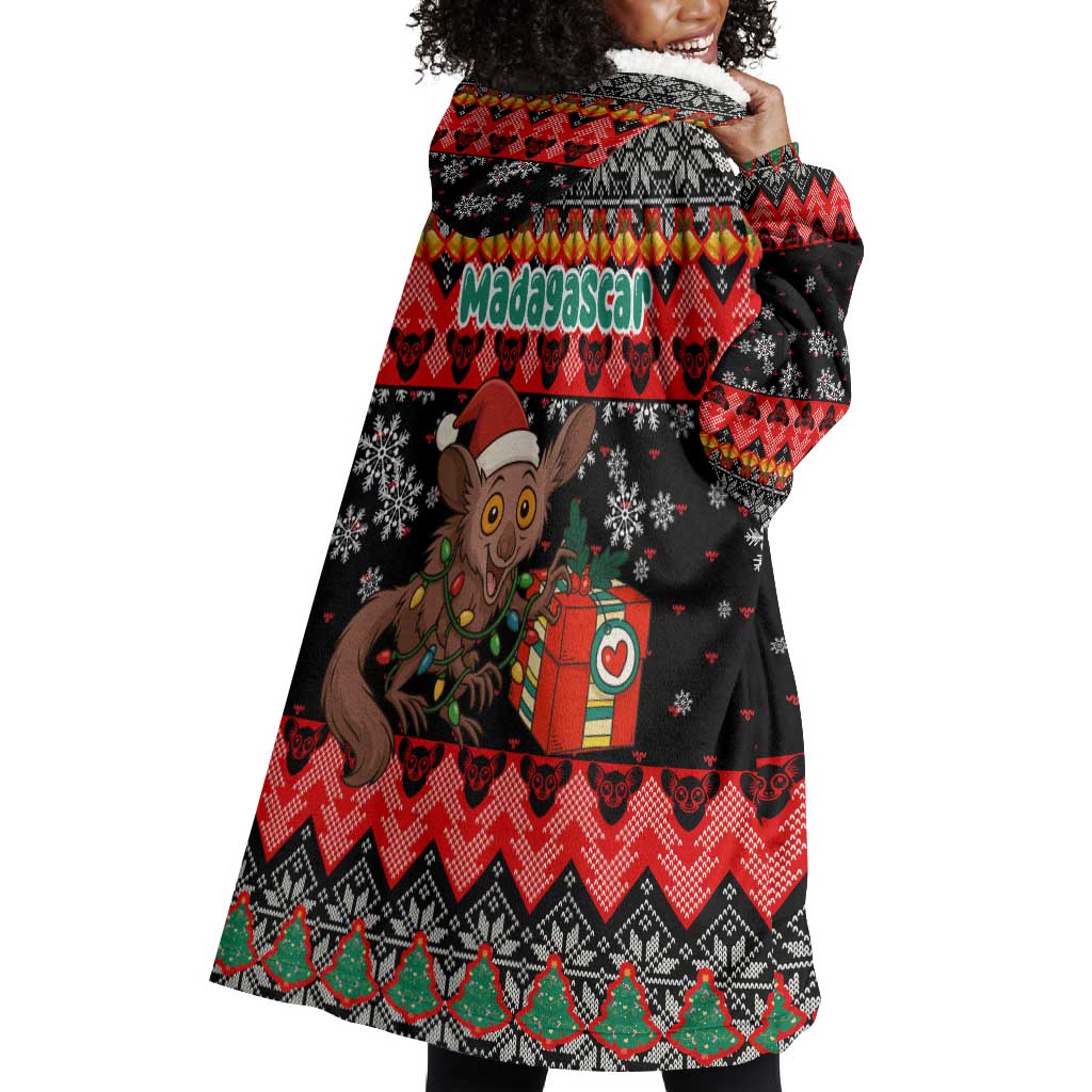 Madagascar Christmas Wearable Blanket Hoodie Aye Aye Lemur Santa Hat Holiday Lights - African Pride