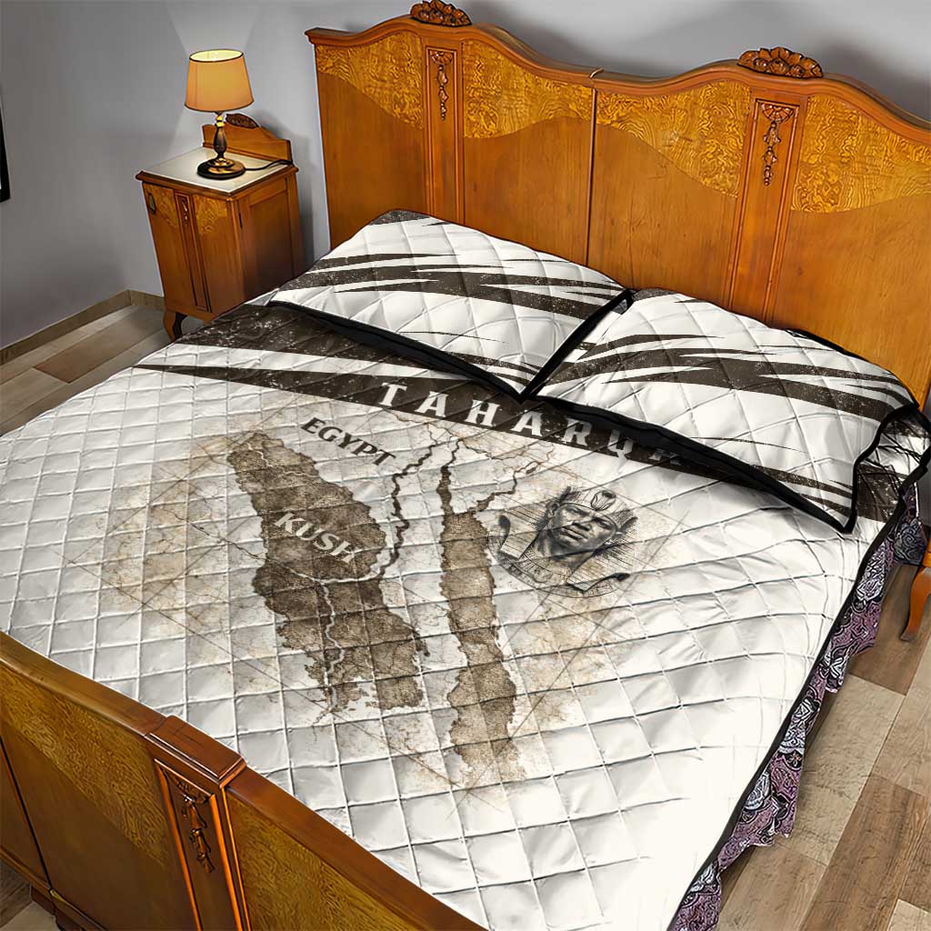 Taharqa Quilt Bed Set with Ancient Map Illustration, King of Two Lands Title and Kush Egypt Temple - African Pride