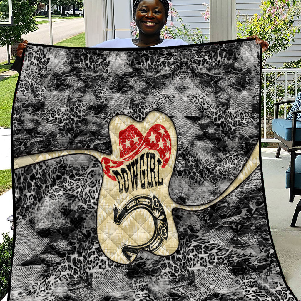 Black Cowgirl Lasso Horseshoe Quilt Vintage Retro Leopard Animal