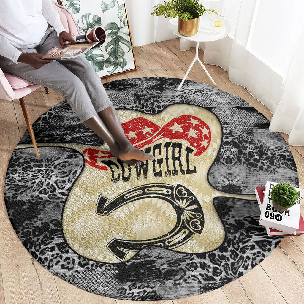 Black Cowgirl Lasso Horseshoe Round Carpet Vintage Retro Leopard Animal