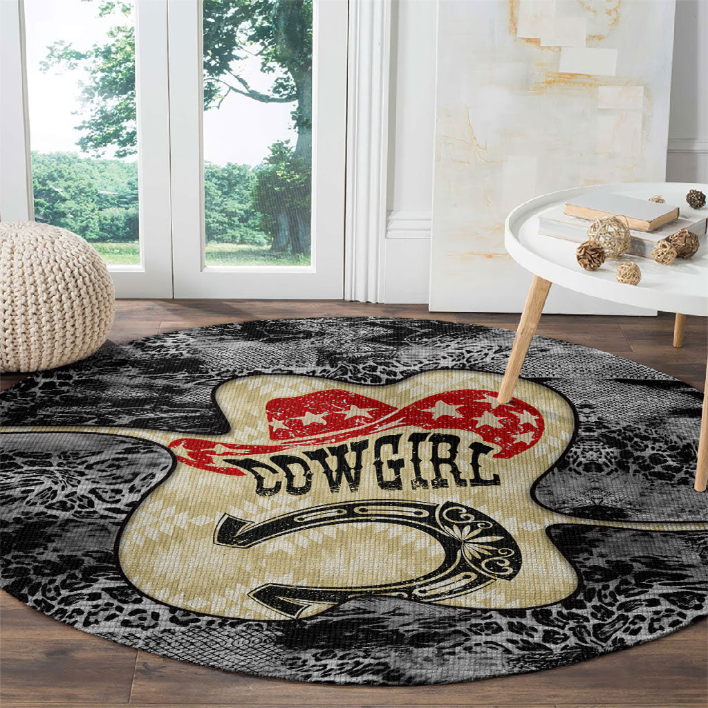 Black Cowgirl Lasso Horseshoe Round Carpet Vintage Retro Leopard Animal