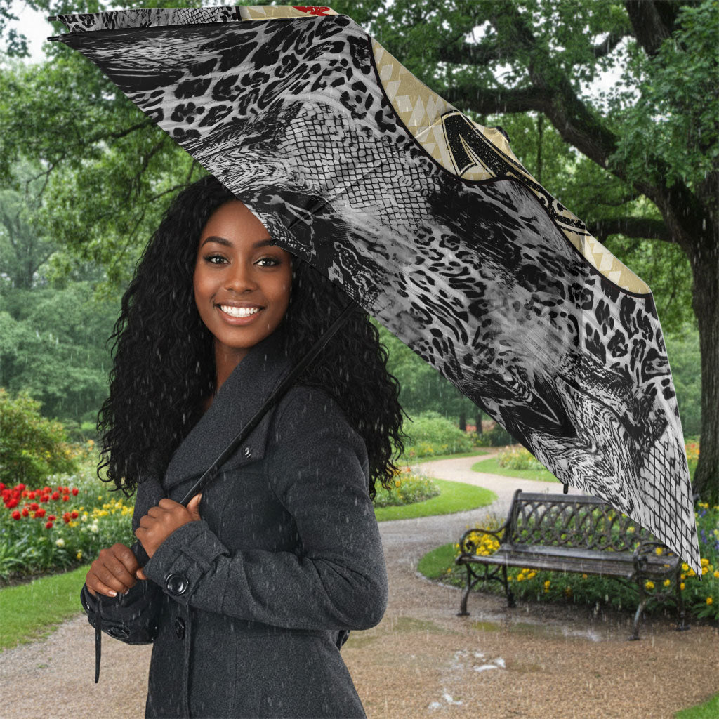 Black Cowgirl Lasso Horseshoe Umbrella Vintage Retro Leopard Animal