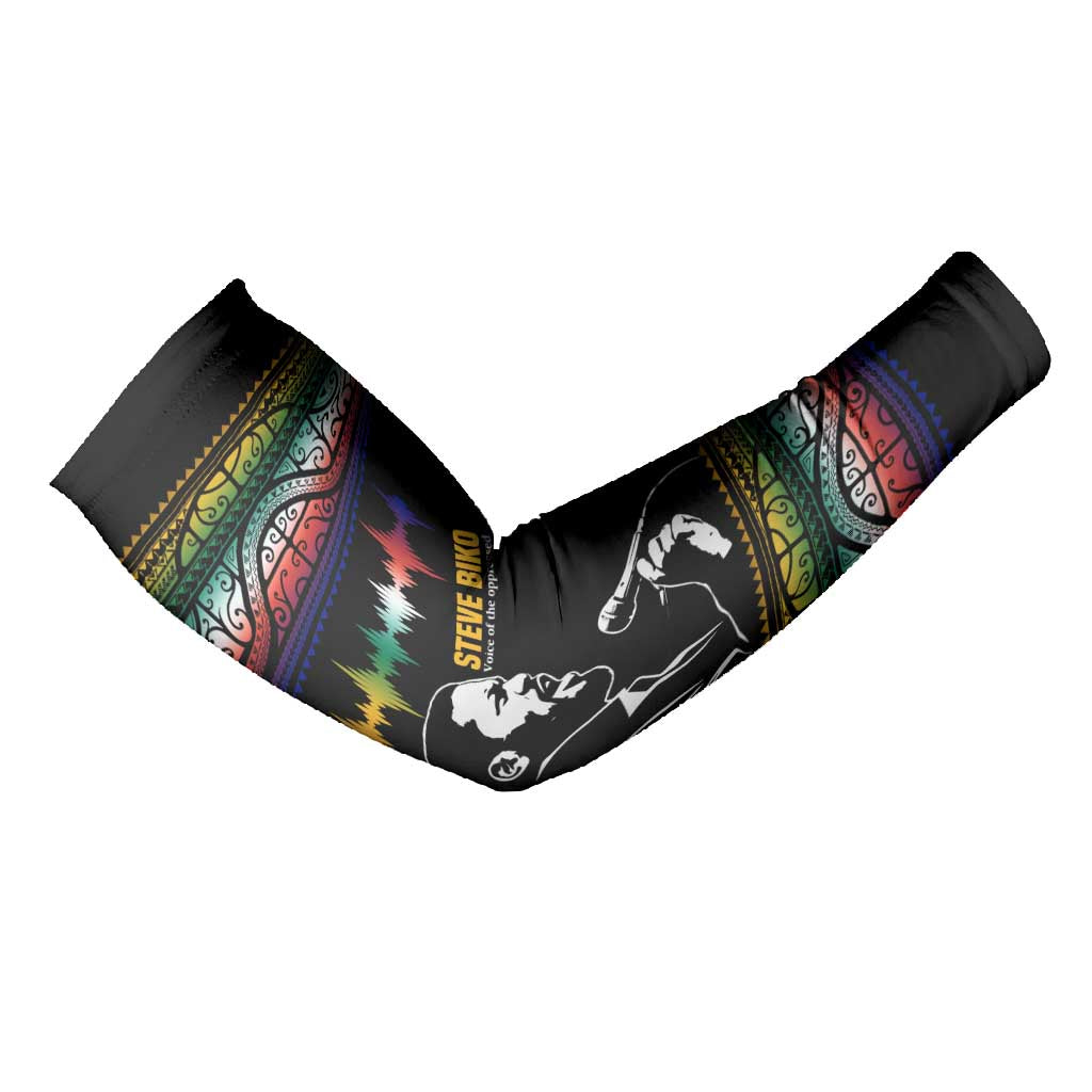Steve Biko Arm Sleeves with Microphone Portrait, Black Consciousness Quote and Vibrant Ethnic Wave - African Pride