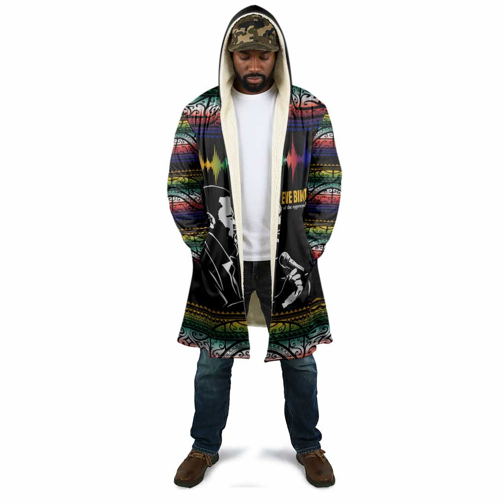 Steve Biko Cloak with Microphone Portrait, Black Consciousness Quote and Vibrant Ethnic Wave - African Pride