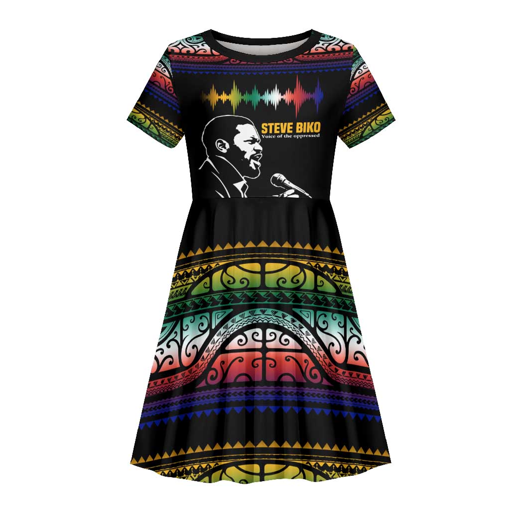 Steve Biko Kid Short Sleeve Dress with Microphone Portrait, Black Consciousness Quote and Vibrant Ethnic Wave - African Pride