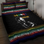 Steve Biko Quilt Bed Set with Microphone Portrait, Black Consciousness Quote and Vibrant Ethnic Wave - African Pride
