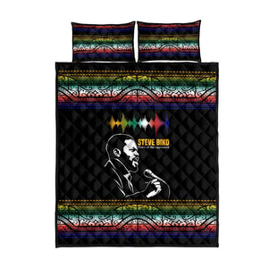 Steve Biko Quilt Bed Set with Microphone Portrait, Black Consciousness Quote and Vibrant Ethnic Wave - African Pride