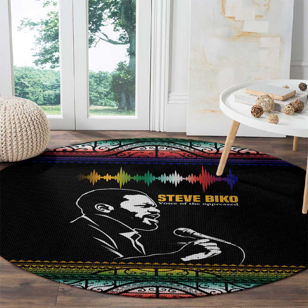 Steve Biko Round Carpet with Microphone Portrait, Black Consciousness Quote and Vibrant Ethnic Wave - African Pride